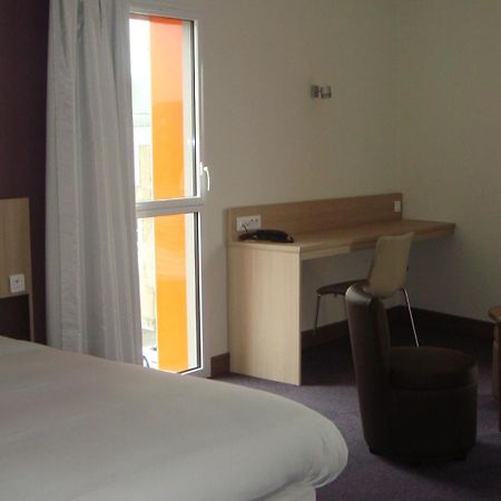ดิ ออริจินัล แอคเซส โฮเทล สถานีโชเลต์ Hotel ภายนอก รูปภาพ