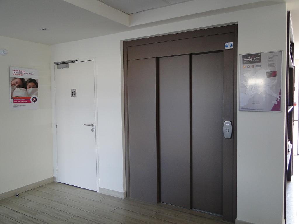 ดิ ออริจินัล แอคเซส โฮเทล สถานีโชเลต์ Hotel ภายนอก รูปภาพ