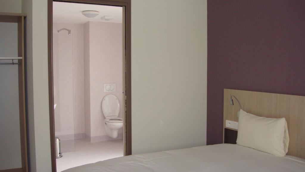 ดิ ออริจินัล แอคเซส โฮเทล สถานีโชเลต์ Hotel ภายนอก รูปภาพ